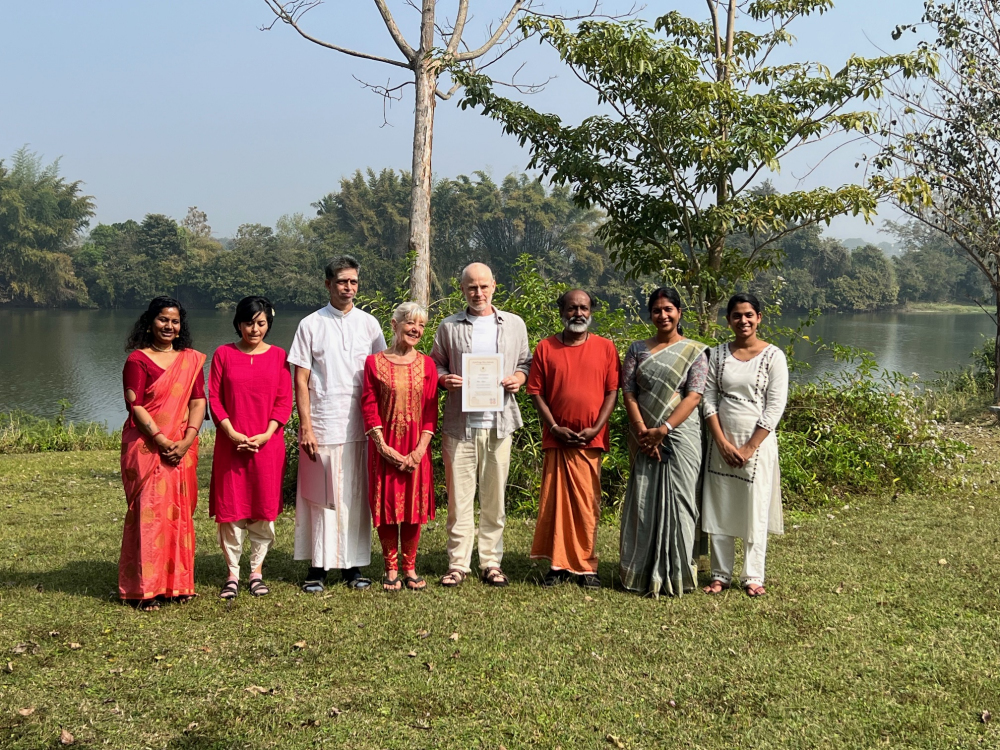 100 Stunden Zertifizierung durch den AyurYoga Eco-Ashram in Mysore